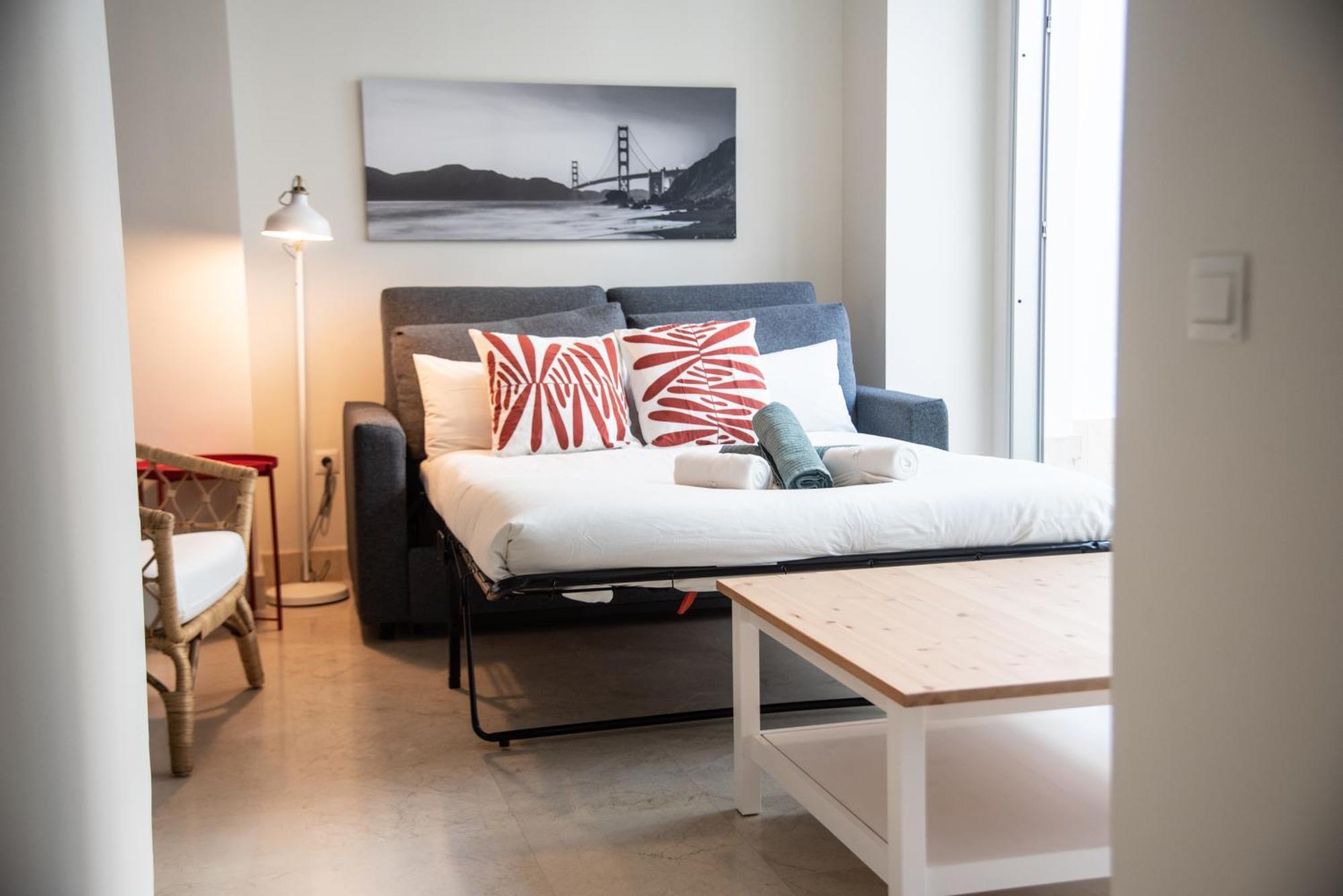 Tentudia Charming Apartments With Private Roof-Top Or Patio In San Bernardo By Ocityzen Sevilla Exterior foto