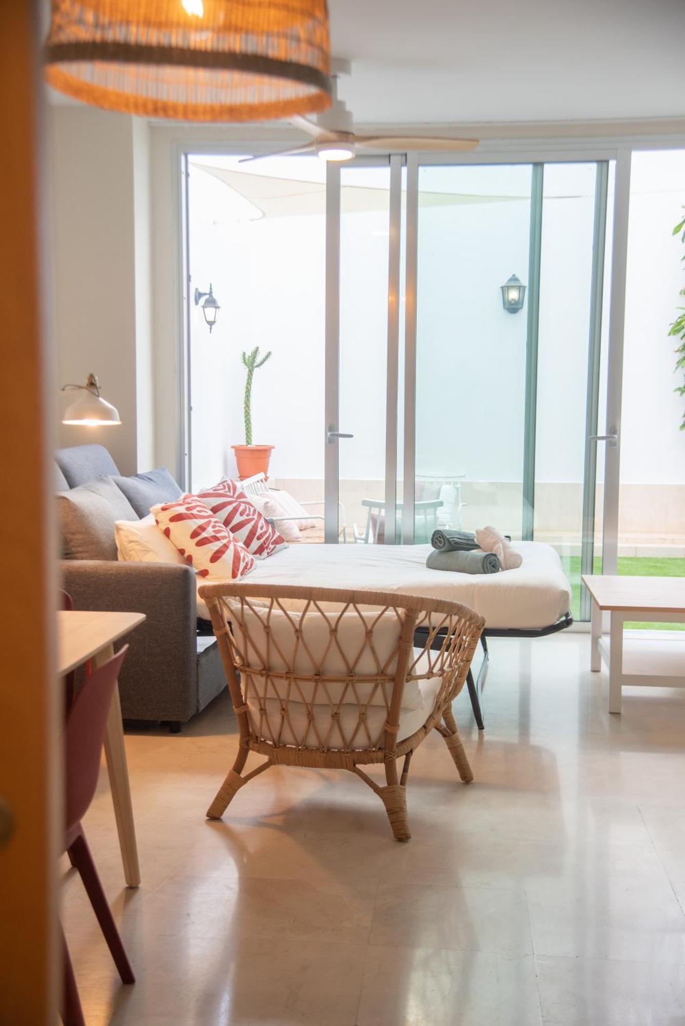 Tentudia Charming Apartments With Private Roof-Top Or Patio In San Bernardo By Ocityzen Sevilla Exterior foto